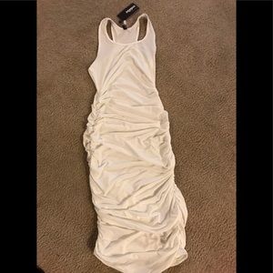 sleeveless dress